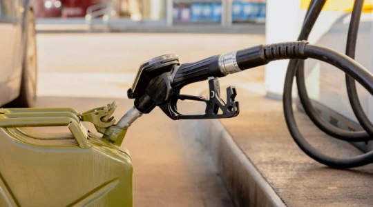 Diesel powyżej 6 złotych. Atak USA i Izraela na Iran wywołuje wstrząs na rynku paliw